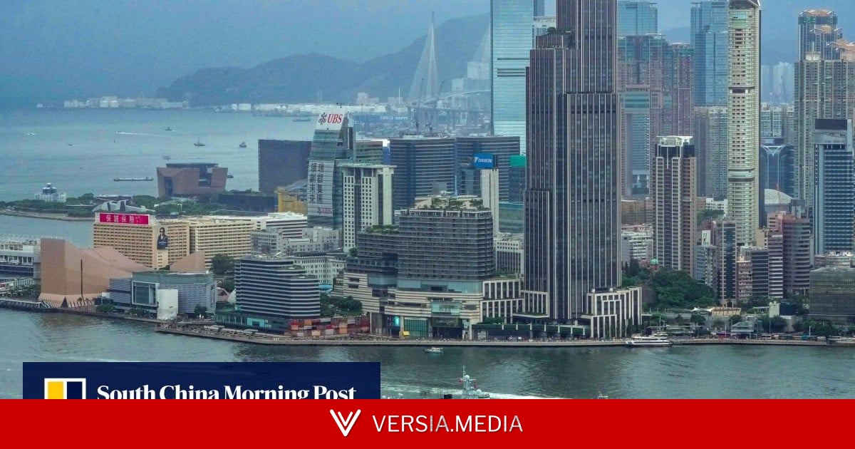 ‘I didn’t want to miss it’: Hongkongers see off PLA warships after 5-day port call